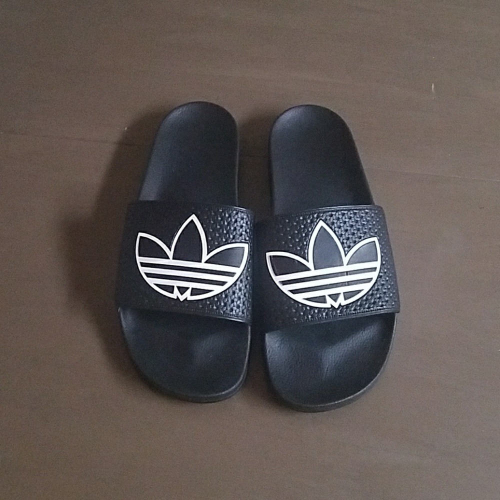 Adidas slide
